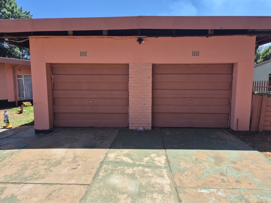 4 Bedroom Property for Sale in Stilfontein Ext 3 North West